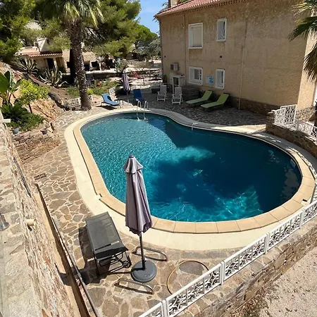 Meuble Tourisme 4*, Les Pieds Dans L'eau, Palmeras Apartment