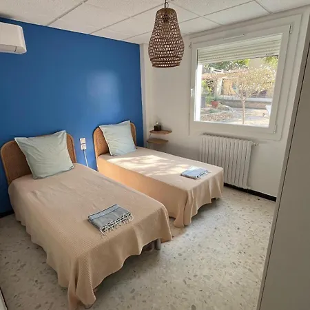 Apartment Meuble Tourisme 4*, Les Pieds Dans L'eau, Palmeras